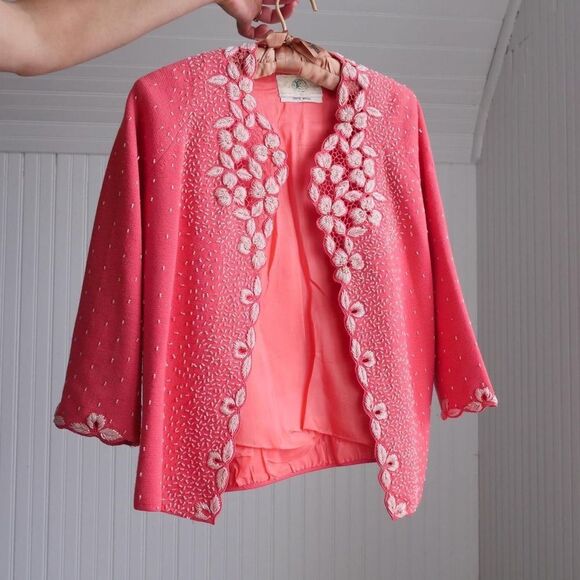 Gorgeous coral pink vintage 50s beaded cardigan - Picture 4 of 8